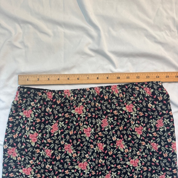 Vintage Floral Black and Pink Women's Midi Skirt, Fairy Cottagecore Milkmaid - Picture 4 of 5